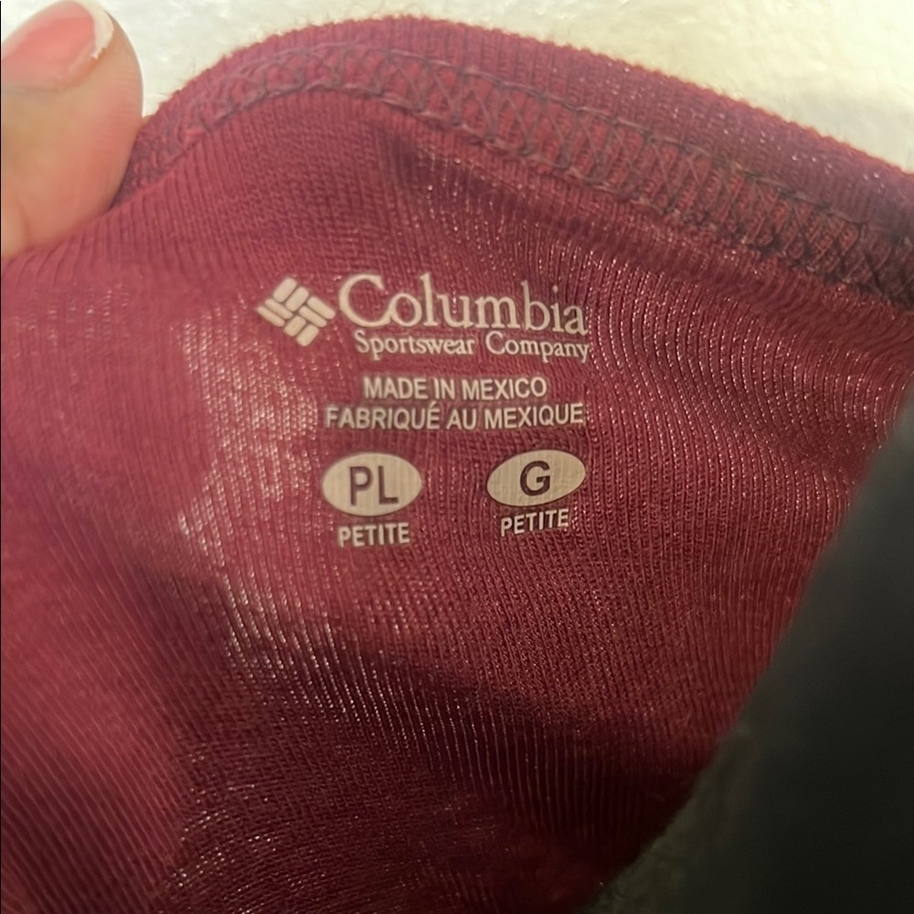 Columbia Women's Cotton Long Sleeve Top - Picture 2 of 10